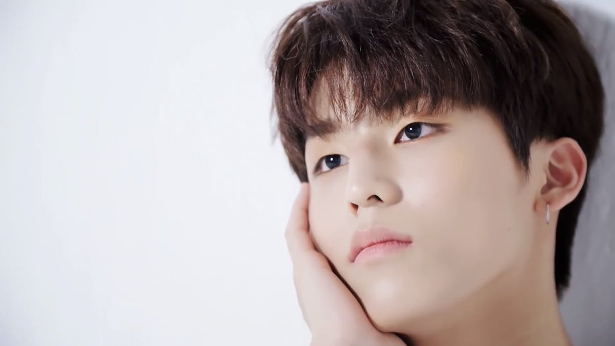  #TREASURE    #JEONGWOO