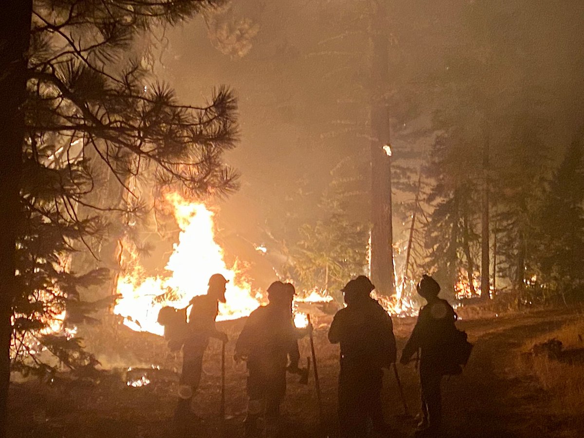 UtahCountyFD's tweet image. Weather, fire behavior at night, smoke inversions, and duty limitations are all factors that are to be considered during night operations #ucfd #utahcountyfiredepartment #nightops