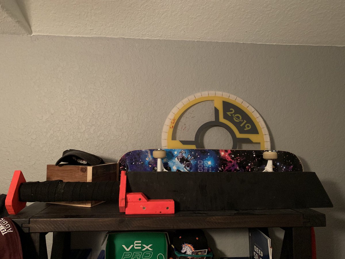 dec0eder's tweet image. You have seen sWord gang. You have seen The Fancy Diamond Gang. Now .... from the mind behind whatever comes to mind .... introducing: THE FANCY DIAMOND SWORD. Now available for only 35k channel points