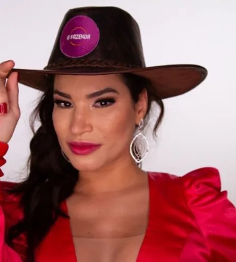 brazil5h's tweet photo. O categoria miss bumbum nunca decepciona #AFazenda12 https://t.co/N3iZAlLlch