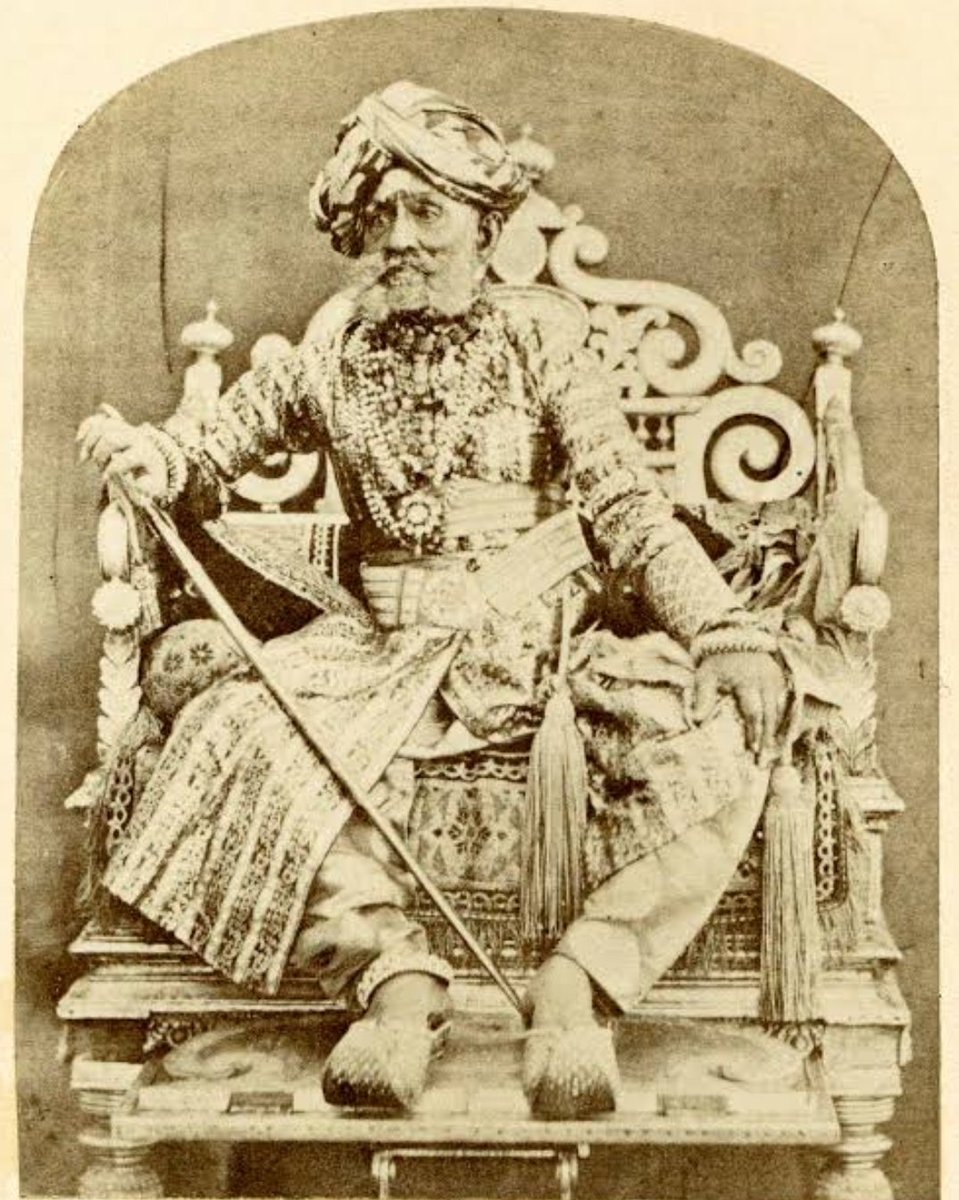 Her father Dasappa migrated from coastal Andhra and to Mysore. He was a wrestler. While in Andhra, he learnt music. He was her first teacher. The language at home was Telugu. After migrating to Mysore, he found the patronage of Maharaja Mummadi Krishnaraja Wodeyar (1794-1868).