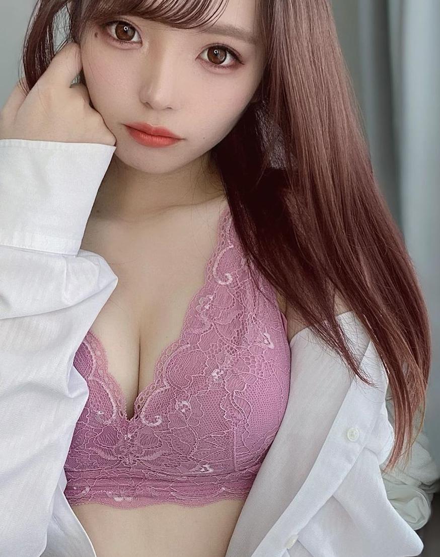 あまり凹凸がない体です。 #ファインダー越しの私の世界##コーヒー#日本