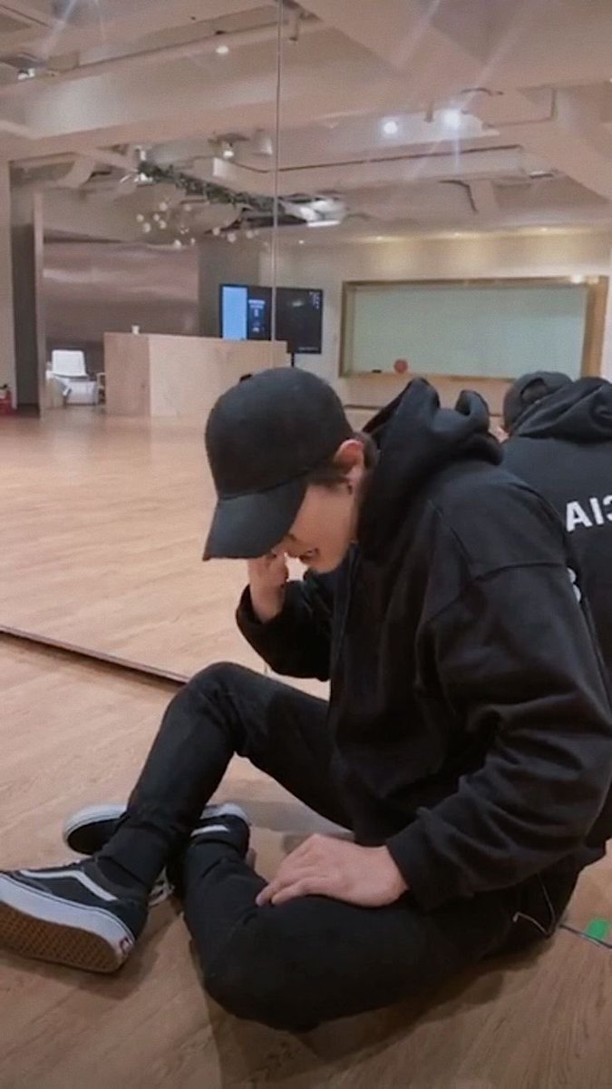 chanseul psa: remember to wear your masks!!! 