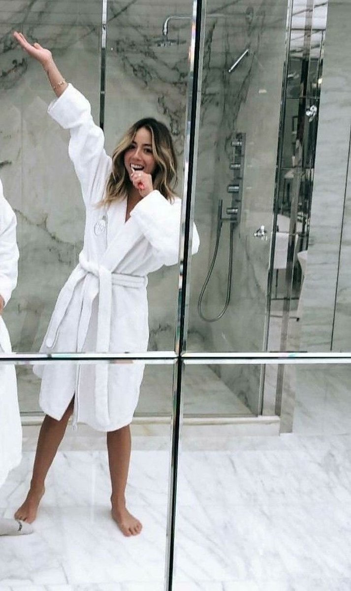 smiling/dorky/soft  @chloebennet pics to make you smile. a thread: