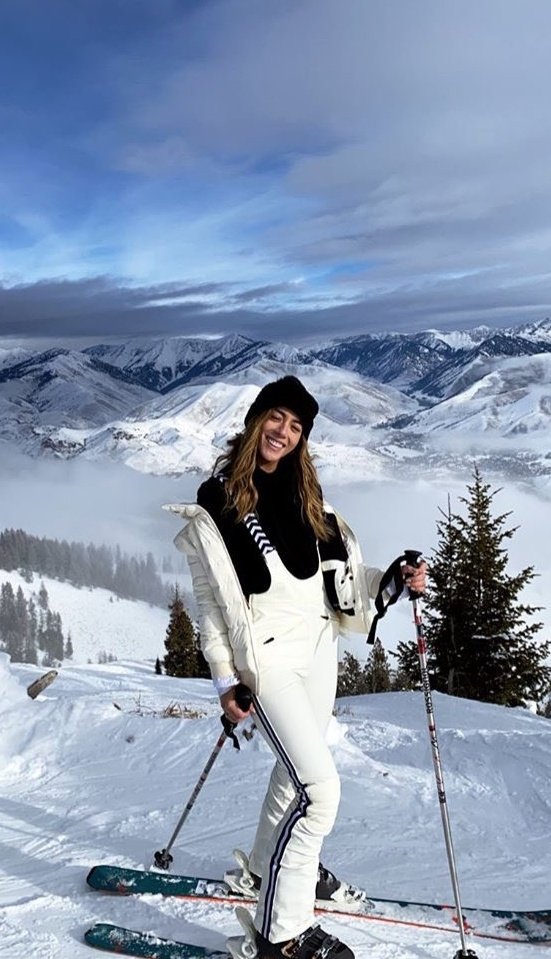 smiling/dorky/soft  @chloebennet pics to make you smile. a thread: