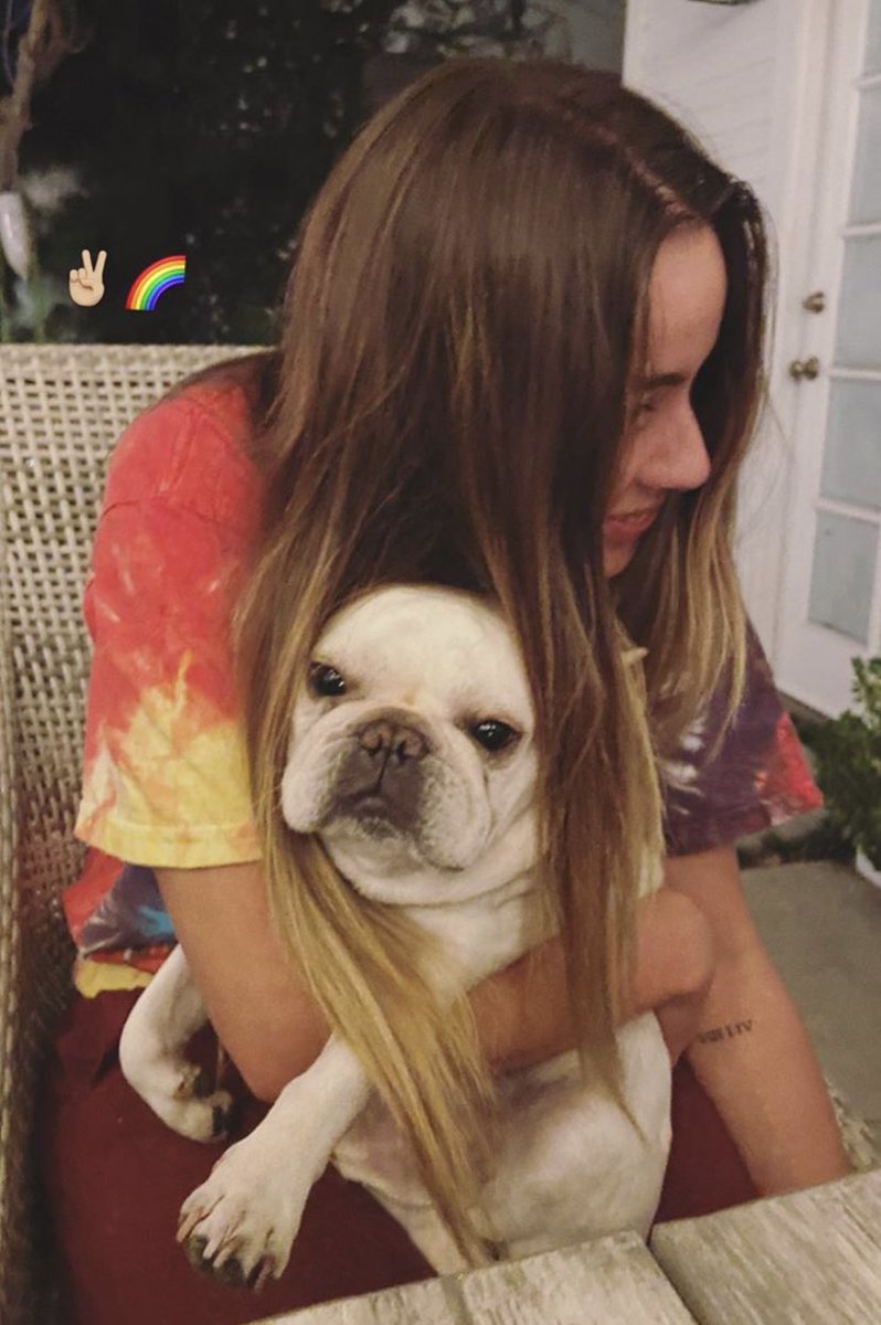 smiling/dorky/soft  @chloebennet pics to make you smile. a thread: