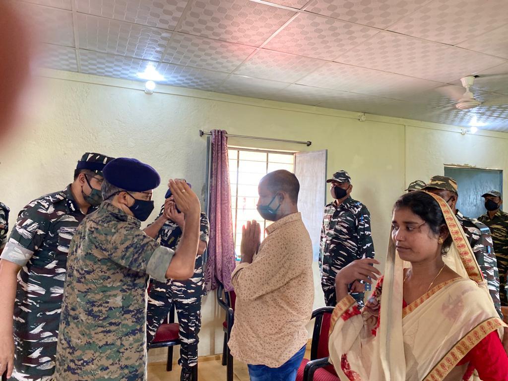 During his ongoing Bihar &amp; Jharkhand visit, DG #CRPF conducted Sainik Sammelan, interacted with the personnel, and met with the families of Bravehearts who have made the supreme sacrifice in the service of the nation.