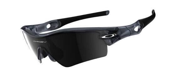 f115db07ee35's tweet photo. OAKLEY サングラスを1名様にプレゼント⚾️
この時期のサングラス欠かせません！！

フォローしてこのツイートをRTで応募とさせていただきます。

応募期限は今月末までです。

該当者にはDMにてお知らせします。

#プレゼント企画
#拡散希望
#baseball

✌ https://t.co/EYjtM7qu3l