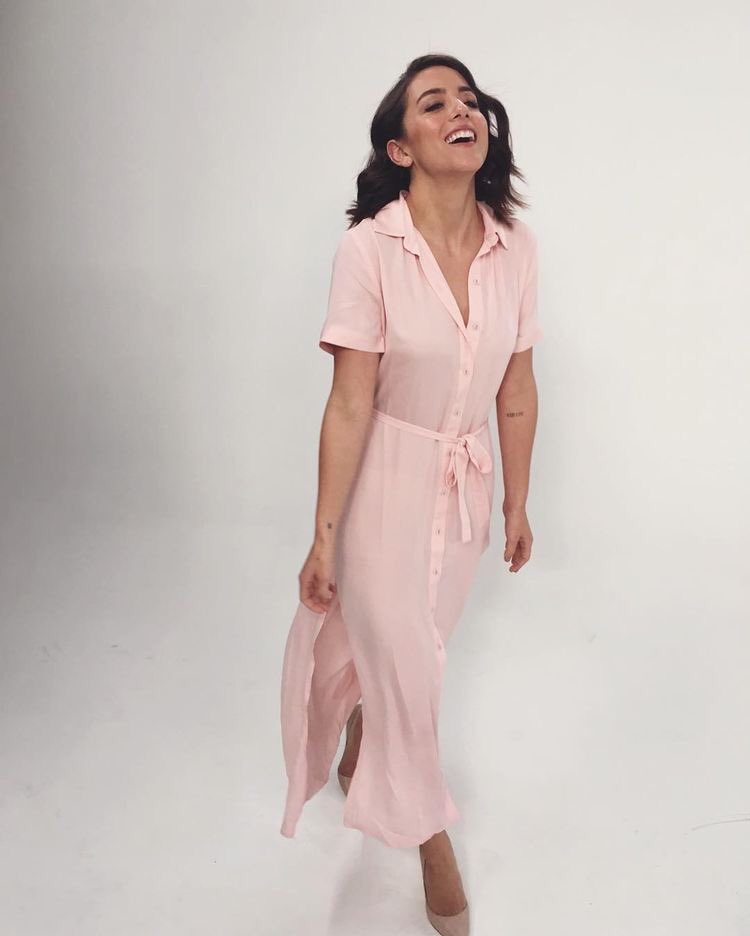 smiling/dorky/soft  @chloebennet pics to make you smile. a thread: