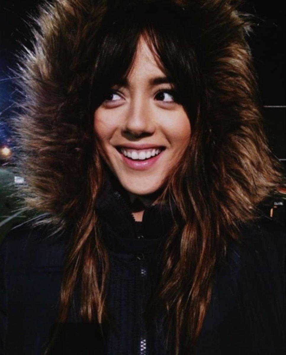 smiling/dorky/soft  @chloebennet pics to make you smile. a thread: