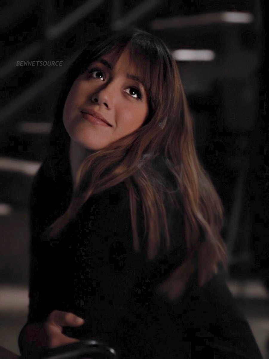 smiling/dorky/soft  @chloebennet pics to make you smile. a thread: