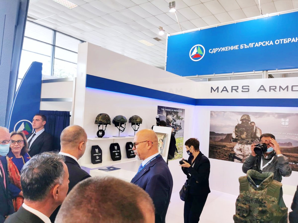 MARSArmor's tweet photo. After opening the 14th edition of the International #defence #exhibition #Hemus, President Rumen Radev visited MARS Armor's stand.

#defenceexhibition #militaryequipment #bodyarmor #manufacturer #defenseexpo #Hemus2020 https://t.co/qu2w4Id9O3