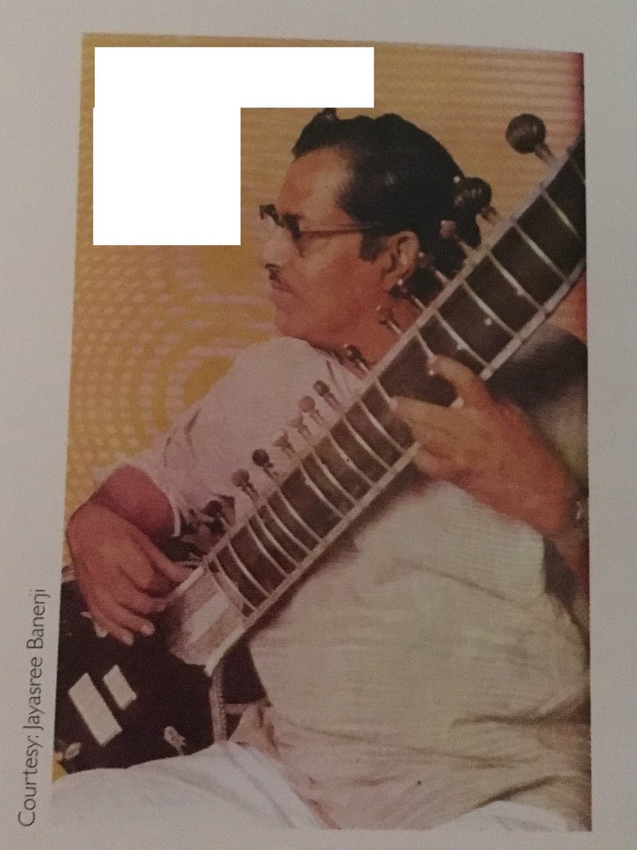 Talking of Music, Hrishida& #39;s films always had excellent music. He was particularly fond of the Sitar and was a radio artist himself, but a bout of Arthritis kept the instrument away from him in later years. Pic courtesy  @jaiarjun from his excellent book on Hrishida.