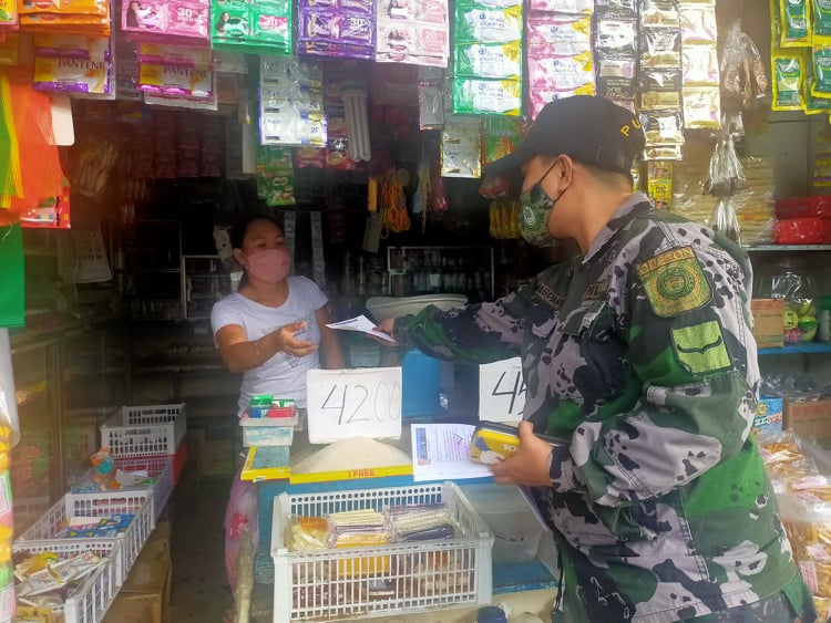 maubanmps's tweet photo. "DISTRIBUTION OF FLYERS"
September 30, 2020
#KapwaKoSagotKo
#PNPKakampiMoLabanSaCovid19
#TeamPNP
#WeServeAndProtect
#PNP4A
#TeamCALABARZON
#TatakManongEntengDanao https://t.co/PX4DzPq6kE