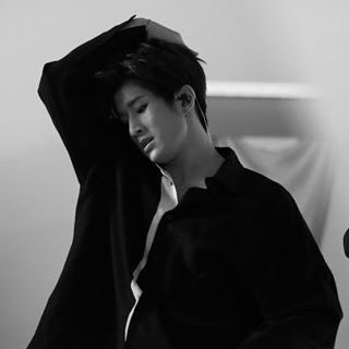 Y’call this sexc??!! I DID LITERALLY NOTHING. SIGH <~  [ #진진 |  #아스트로   |  #Jinjin |  #아스트로진진 |  #ジンジン |  @offclASTRO ]