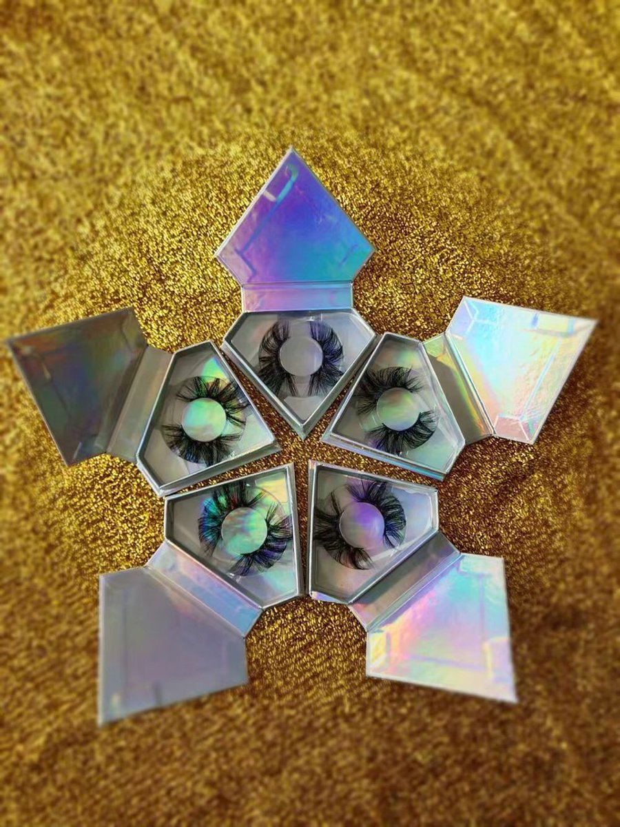 Diamond shape colorful lash boxes!
WhatsApp:+86 13256881872
Email:daisy@topbonhair.com
#lashes #eyelashes #package #minklash #3Deyelash #5Dlashes #lashextensions #lashboxes