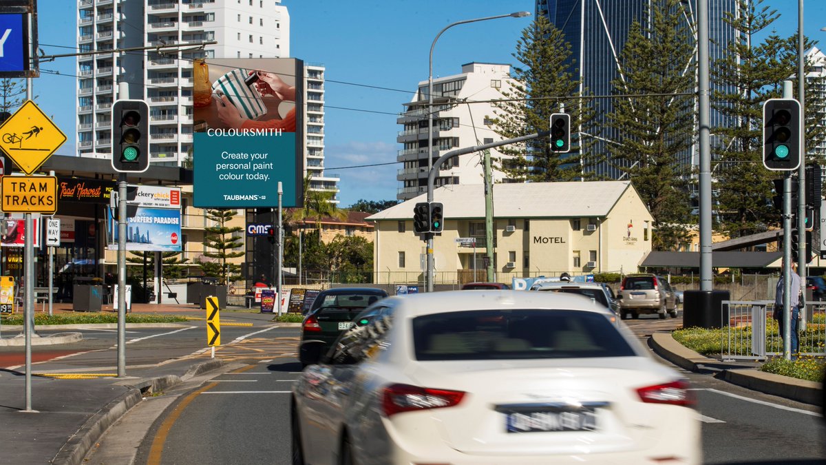 QMS_Media's tweet photo. We know the value of when you #GoUnique, &amp; with Taubmans new Coloursmith technology, you can now create your personal paint colour to tell your story. Bravo Taubmans for adding a splash of unique colour on our billboards across Australia 👏🎨 
#BeMemorable #SwitchOnQMS #DOOH #OOH https://t.co/rV7T2kZX0g