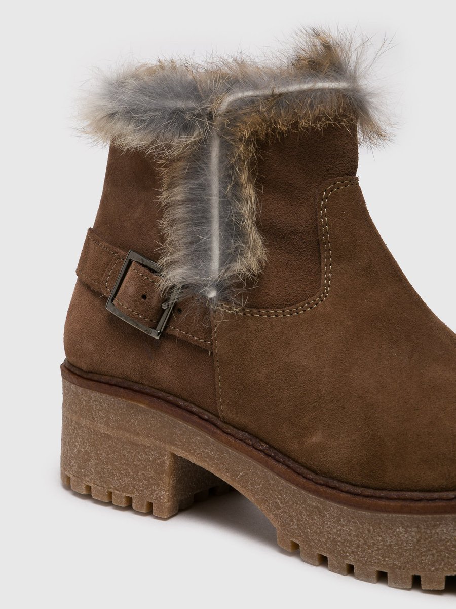 sotoalto's tweet photo. Invierno, te estamos esperando con ganas.

#sotoalto #leathershoes #madeinspain https://t.co/ObfMg8bGll