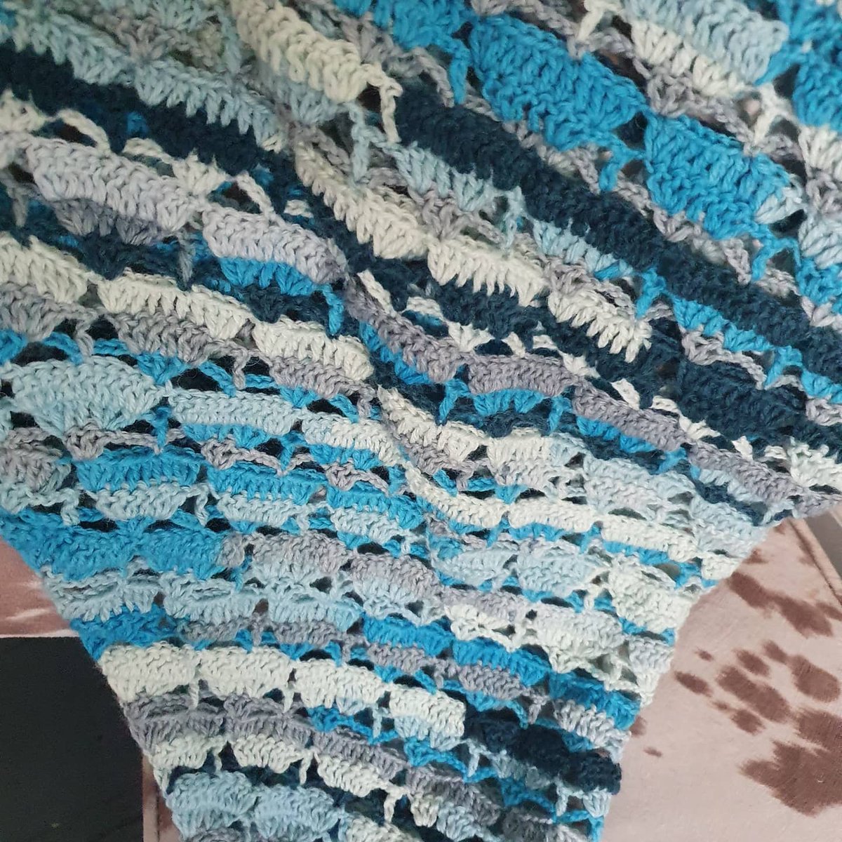 HookerBeardy's tweet photo. Blue triangles on triangles in triangles.
#joyofmotioncrochet
#crochetaddict
#crochetersofinstagram
#crochetinpublic
#dudeswhocrochet
#guysknitting
#guyswhoknit
#handmadehour
#handmadecraftnetwork
#instacrochet
#instaknit
#knitaddict
#knitinpublic
#knitstagram https://t.co/T7acaZ1zMD