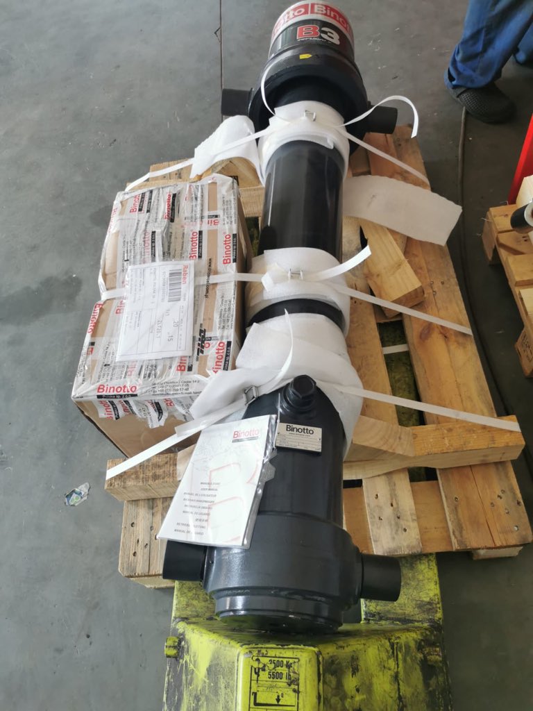 skirmantera's tweet photo. #hydraulic #cylinder https://t.co/Q70zTZSqkc