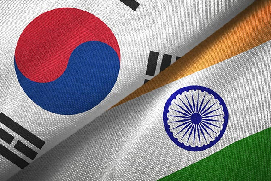 TPCI_'s tweet photo. India is planning to impose safeguard duty on the #phthalic anhydride- an intermediate input used in the production of #plastics, imported from South Korea. To know more, read https://t.co/j5WLvCE8Em https://t.co/1wN7T5eYpB