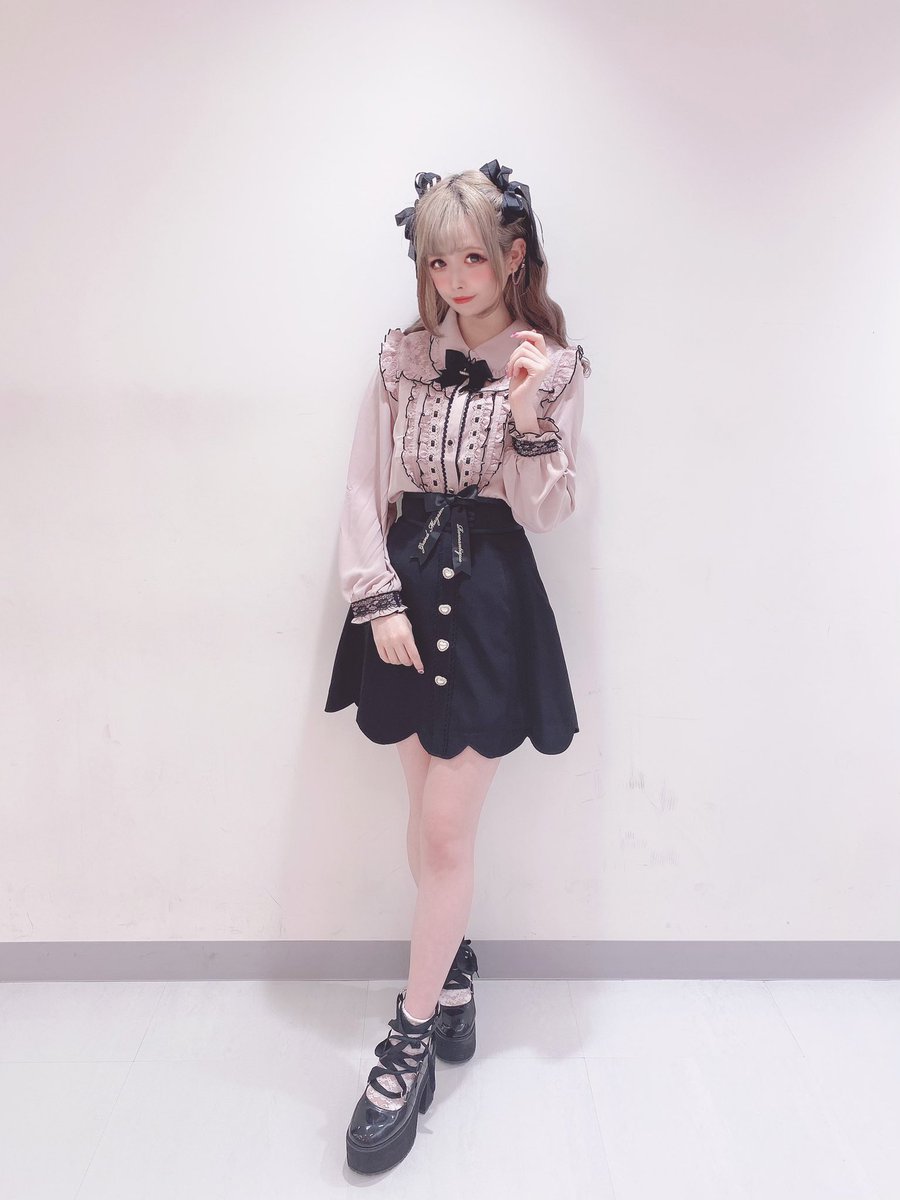 LIZ LISA على X: 