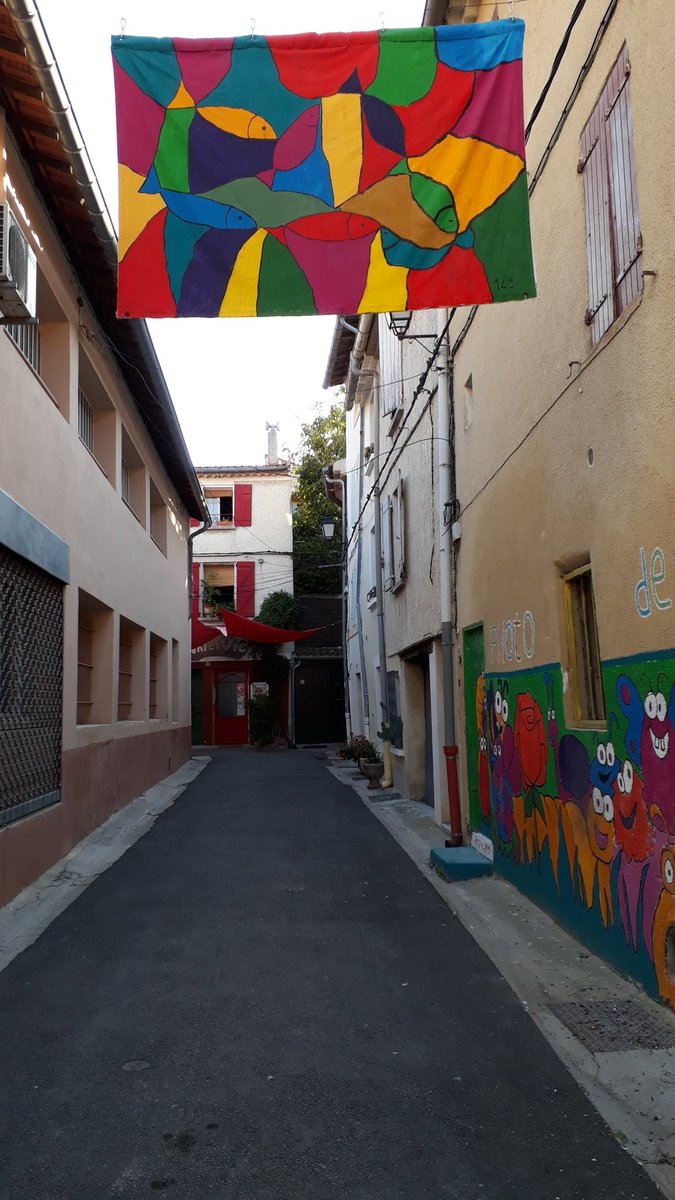 JacintoMorgane's tweet photo. La @BanqueDesTerr auprès de @Carpentras84200 et la @LaCoVe84 pour travailler sur la préservation de la #biodiversité dans la mise en valeur du #patrimoine et le #tourisme
#laHive https://t.co/OVewP42Q2X