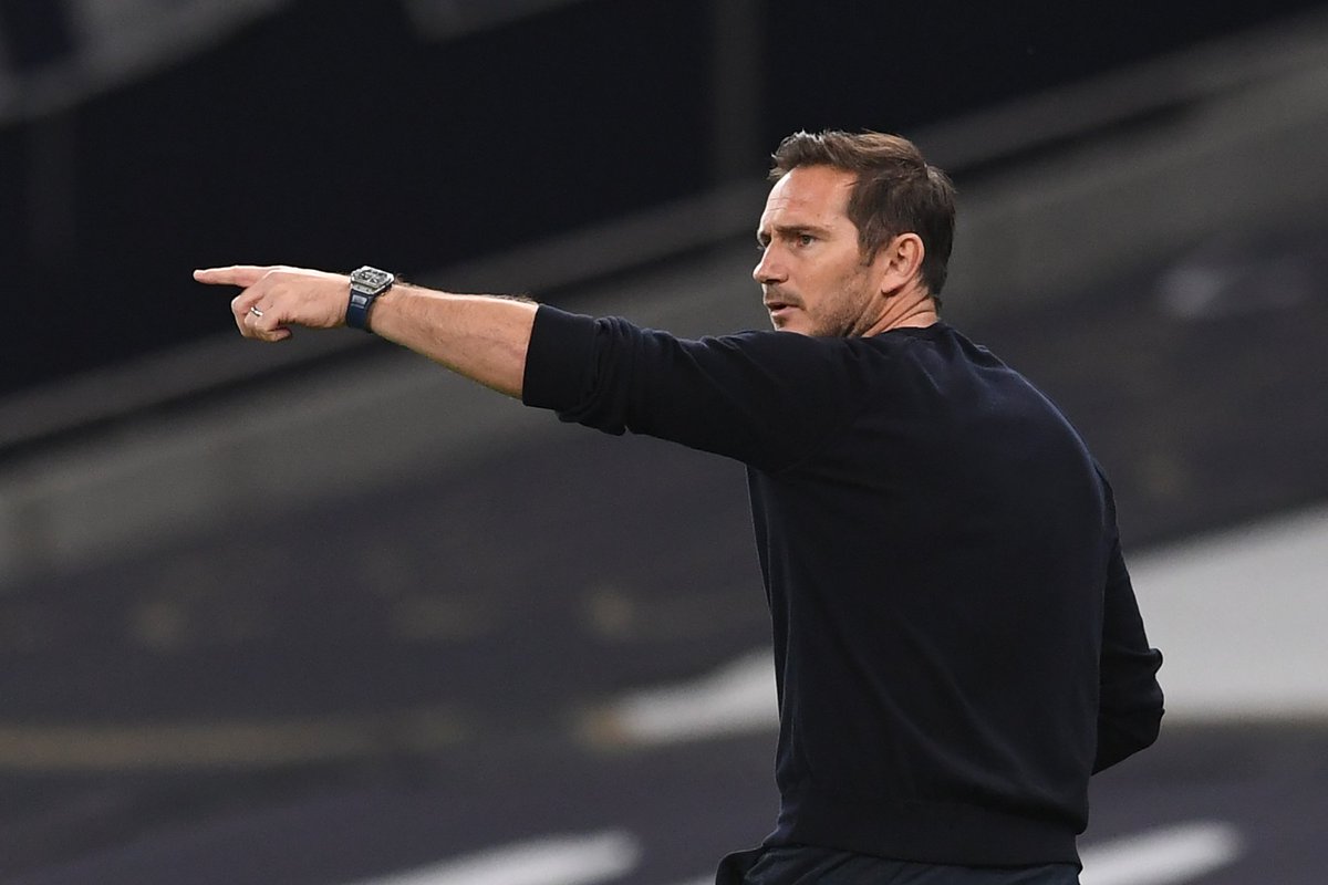 XAUUSDKING_1's tweet photo. Problem is not offense, problem is not defence, PROBLEM IS LAMPARD! Legendary player, terrible manager. I am sorry but #lampardout https://t.co/0mG6XpVsXu