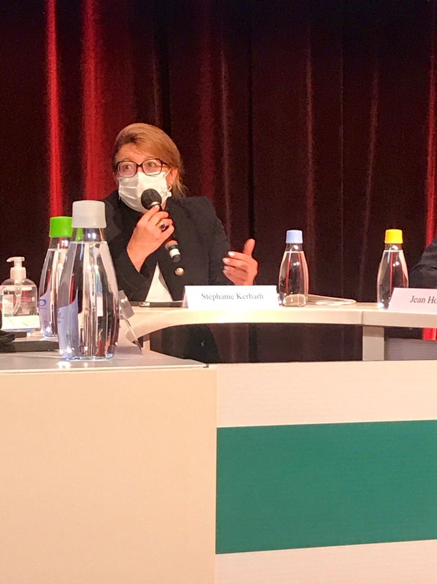 SKerbarh's tweet photo. Très heureuse de présider ce matin les premières rencontres pour l'#AccelerationEcologique. 🌍🌿

👉 L'occasion de revenir sur les avancées obtenues dans la loi #AntiGaspillage pour une #ÉconomieCirculaire. Nous devons transformer nos modes de consommation et de production. ♻️ https://t.co/FJ7PIp2sjX