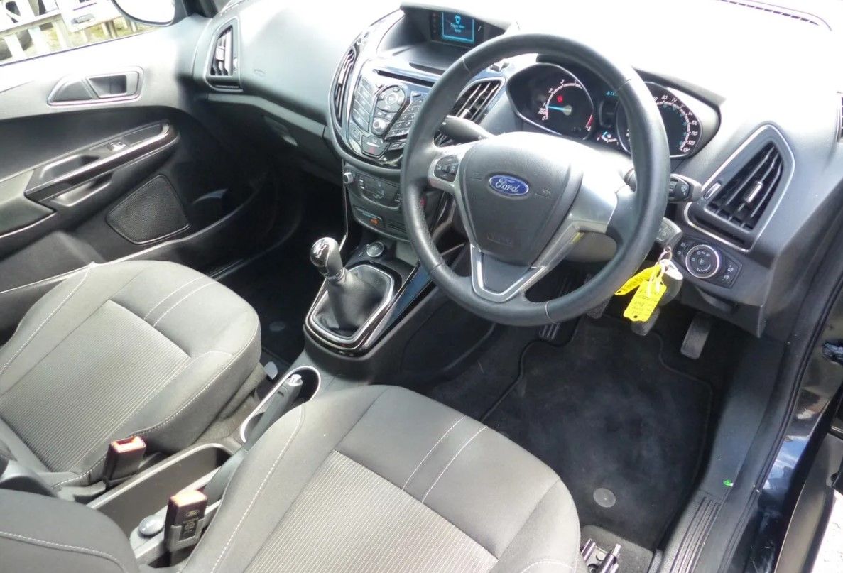Hills_Ford's tweet photo. There's a great value #FordBMAX for sale @Hills_Ford.
A 2017 1.0 EcoBoost Zetec. Great condition and only 11,139 miles!
Was £10,499 Save £1,000 Now £9,499.
Contact our sales teams to book your demonstration.
https://t.co/rkGPmhoC3X
#MalvernHillsHour #UptonHour #EveshamHour https://t.co/vhlIdLefcx