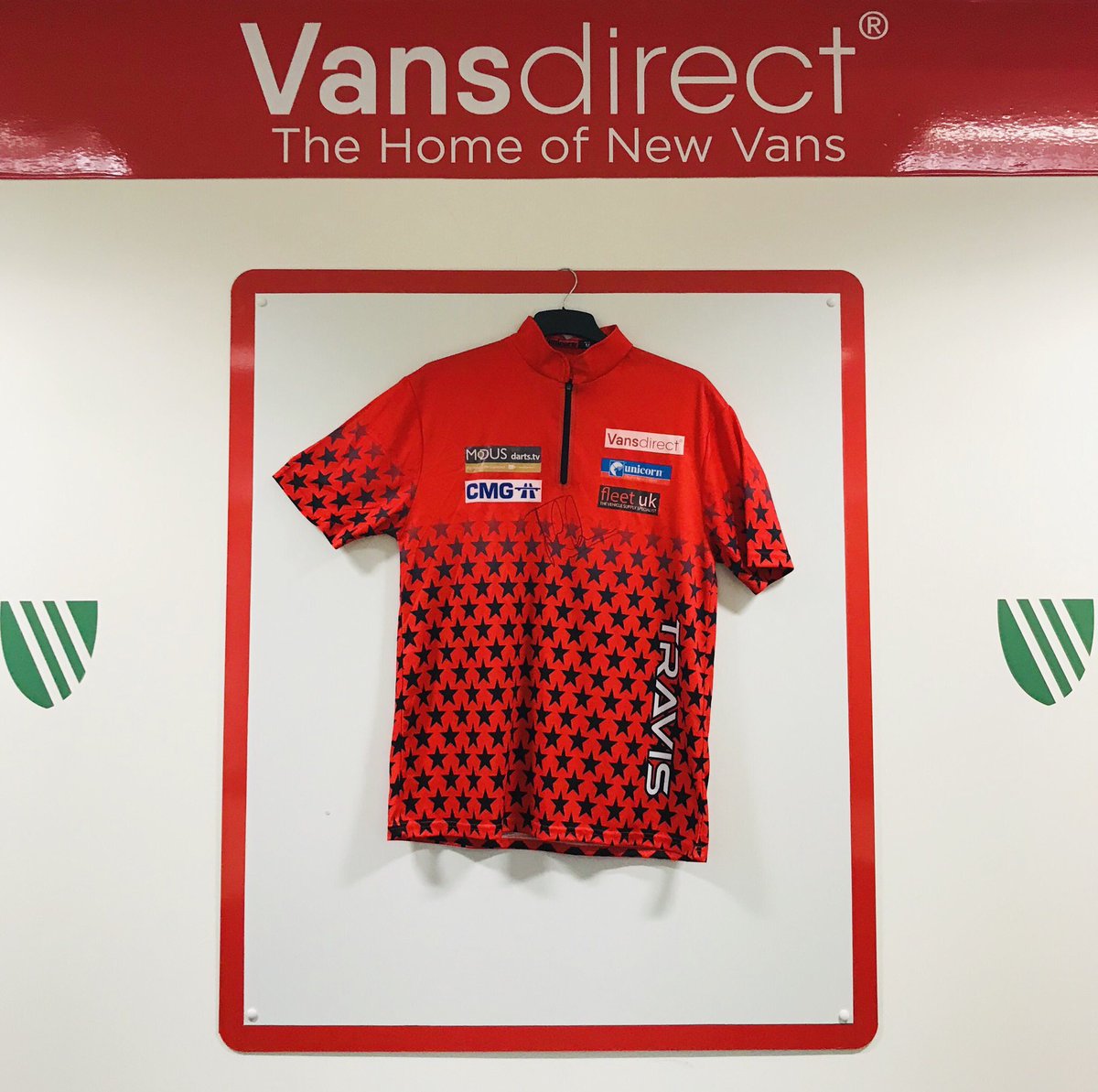 NEW COMPETITION 

WIN this signed match worn Joe Cullen <a href="/rockstar_13_/">J O E C U L L E N</a>  shirt 🥰

✅ LIKE
✅ RT 
✅ FOLLOW <a href="/VansdirectUK/">Vansdirect</a> 

GOOD LUCK! 🤞🏻🤞🏻🤞🏻🤞🏻

#Rockstar #darts <a href="/OfficialPDC/">PDC Darts</a>