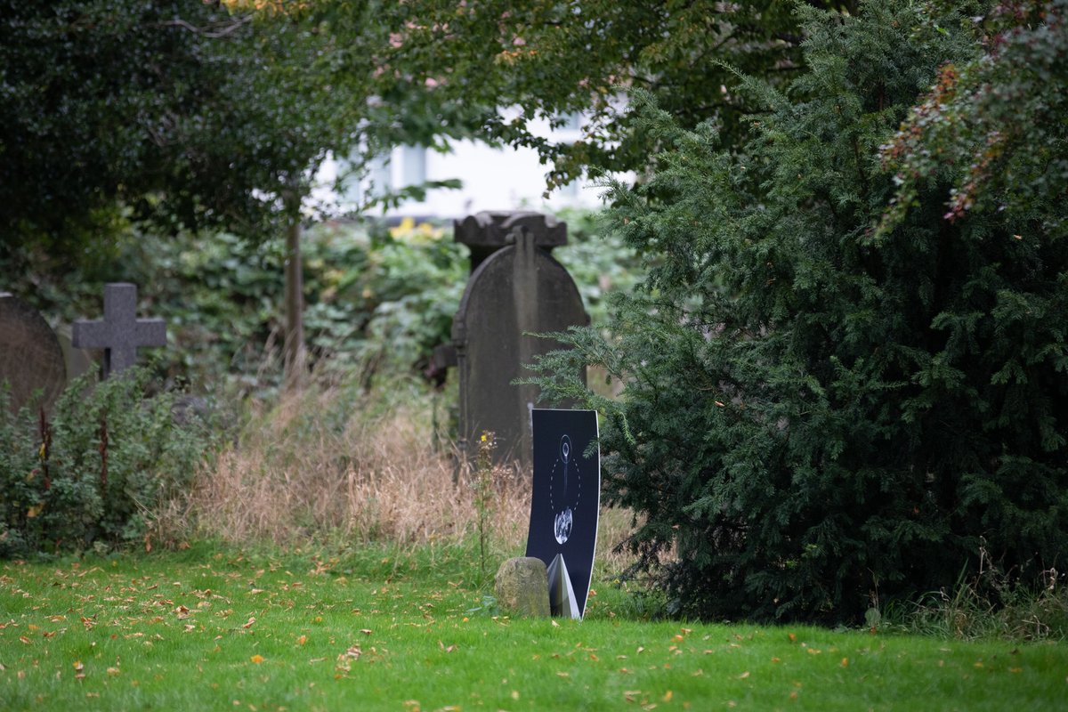 AHKExchange's tweet photo. @HelenBlejerman then gave the 2500 'pauper souls' a 'dignified goodbye', a 'silent memorial' by working with @andybrownphoto to present her drawings to the soil at Wadsley Church cemetery.... https://t.co/V5TozxH1vk