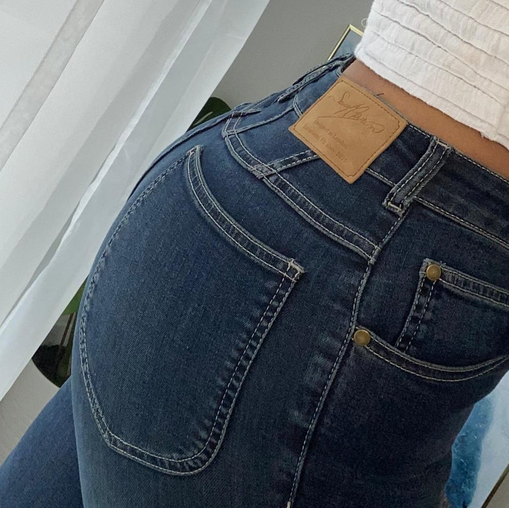 SauvMaison's tweet photo. It's the denim tailoring for us

#Sauvmaison
#Contourcollection
#BASE
#Sustainability
#Readytowearcollection
#Definingcurves
#Inhersauvmaisons
#Tailoring https://t.co/WnAn8Cx1Va