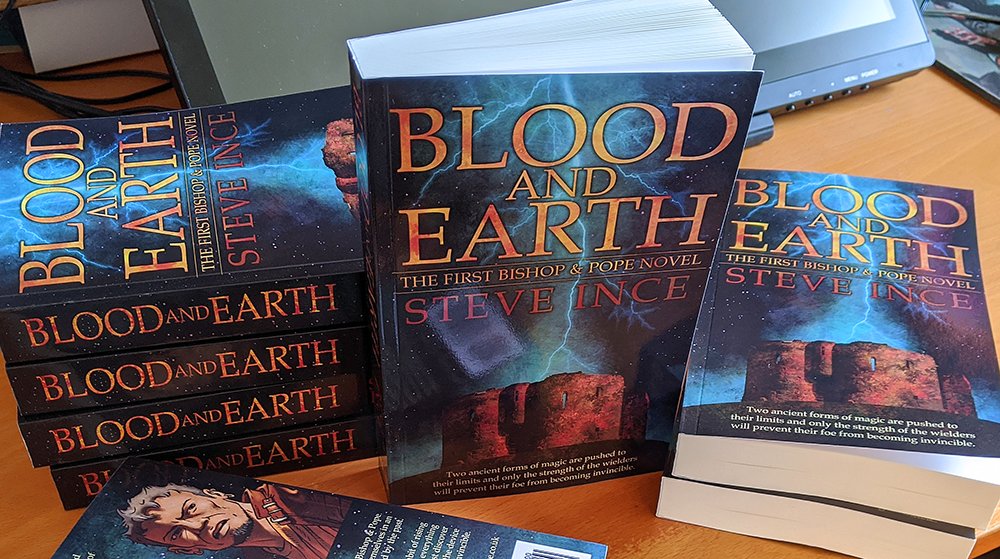 Set in the historic city of York, Blood and Earth is the first book in the Bishop &amp; Pope series.

Amazon UK amazon.co.uk/gp/product/B08…

Amazon US amazon.com/dp/B08H6J1KWD

#urbanfantasy #novel #York #magic