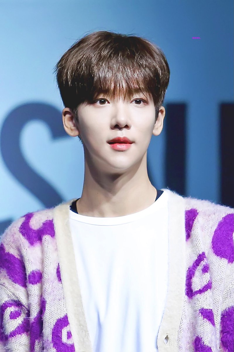 19940924_net's tweet photo. 생일축하해요~✨🎂

#SNUPER #스누퍼 #SUHYUN
#수현아생일축하해 #1001수현데이
#HappySuHyunDay https://t.co/0NjMisrfEO