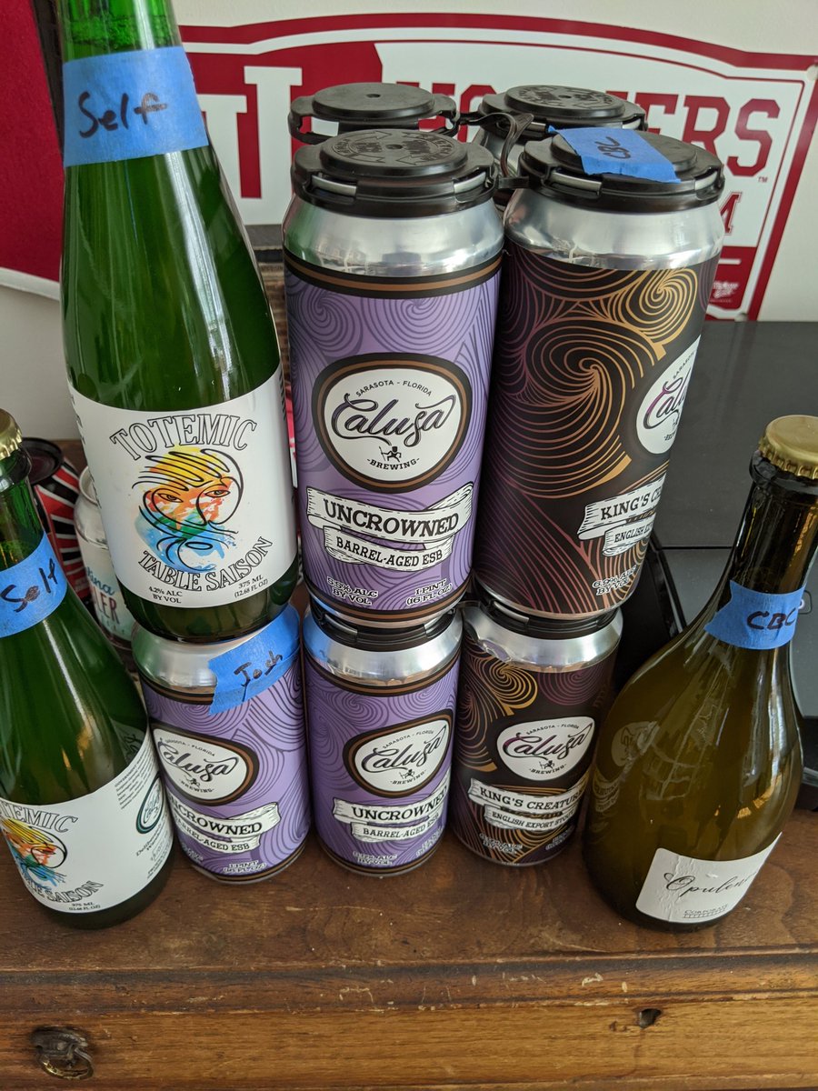 TFW <a href="/clueless_brewer/">This f*ckin' guy...</a> drops some <a href="/CalusaBrewing/">Calusa Brewing</a> goodies on your doorstop... (cc: <a href="/CBCast/">Craft Beercast</a> @ryan1self )