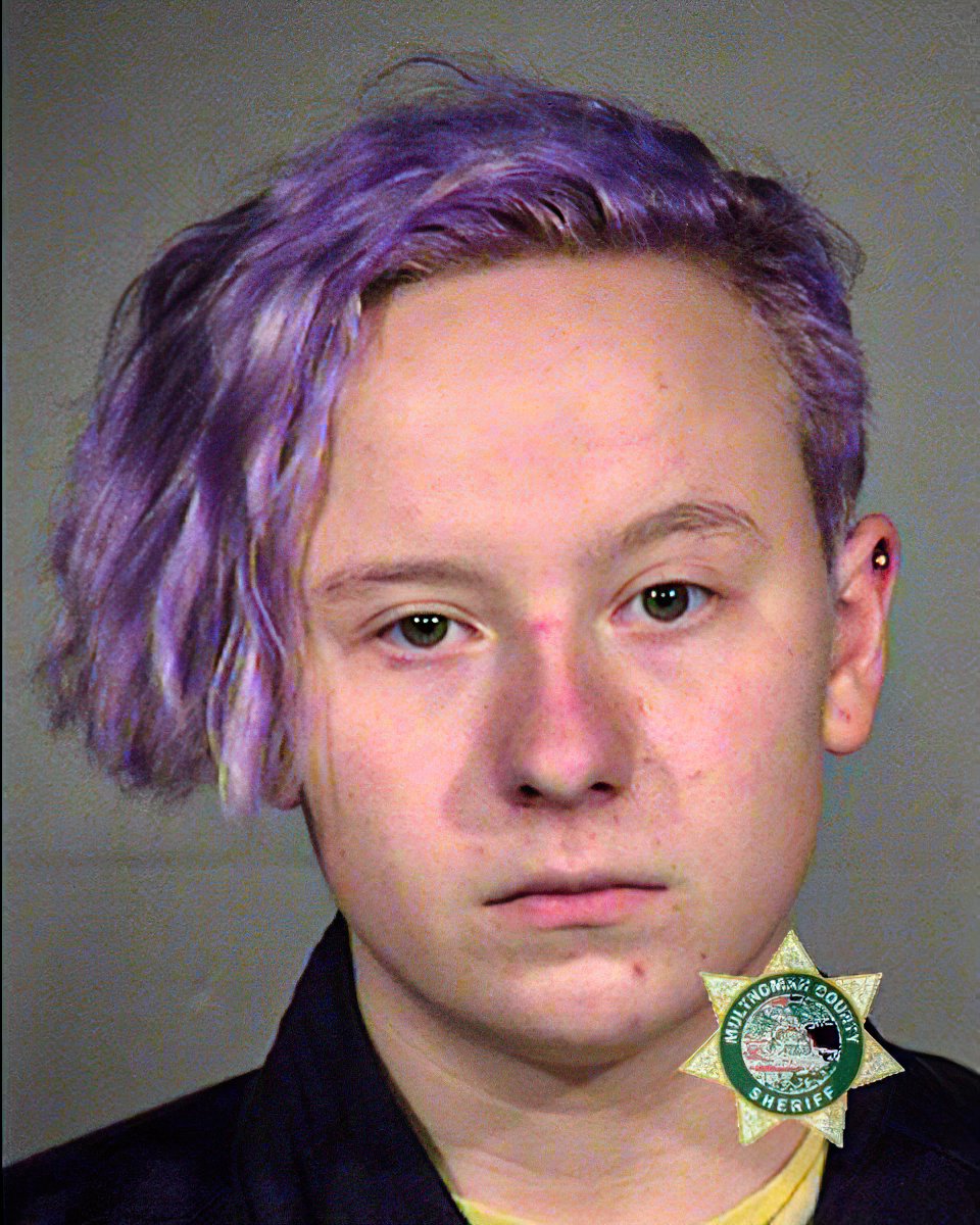Arrested at the violent Portland BLM-antifa protest, charged & quickly released without bail:Molly Peterson, 18, of Portland  https://archive.vn/7Nl0E John Jackson, 23, of Portland, arrested again  https://archive.vn/6KGZX  #PortlandRiots  #PortlandMugshots  #antifa