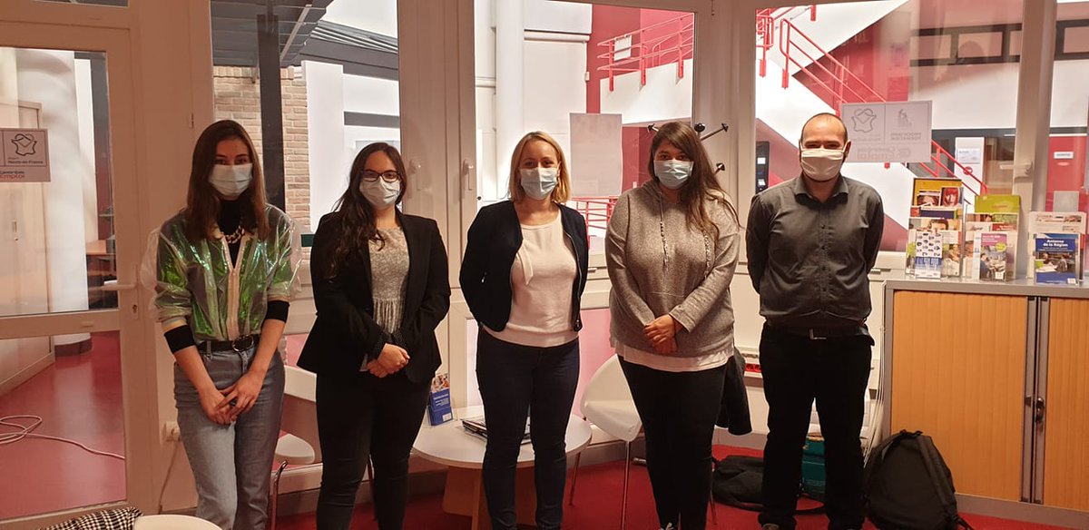 📌Bienvenue à Mélody et Solène #mission #service #civique. Elles ont pu échanger avec Emmanuel et Victoria en service civique l'année dernière. Un échange de pratiques riche d'informations. Mme Sabrina Vermeulen, Responsable de secteur, sera leur tutrice dans leur parcours 👍😊