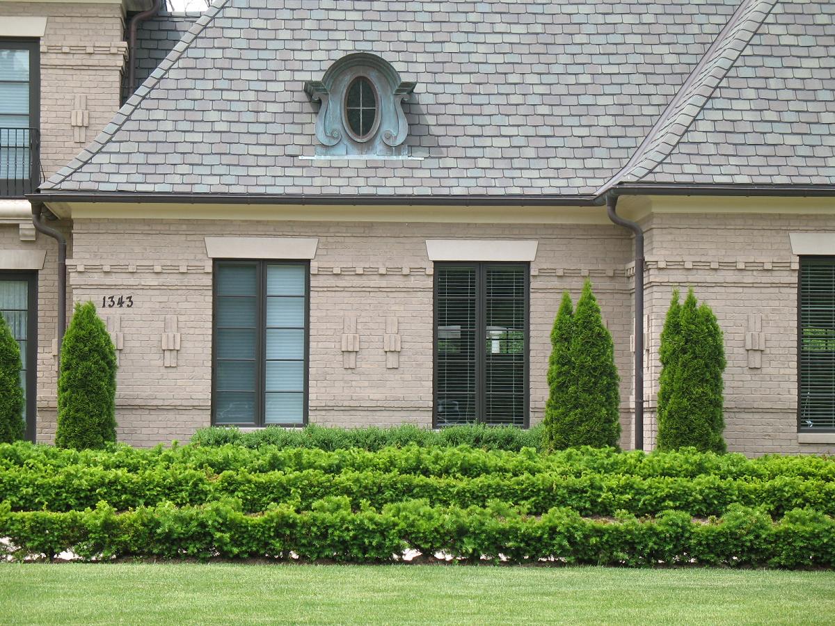 beldenbrickco's tweet photo. Harbour Mist Clear is a range of pale grays and ivory from our Antique Colonial series. The unique handmade appearance gives your home a warm appeal. #plant3 #belden #brickisbetter #customhome #brickdetails https://t.co/3u1AqOatdv