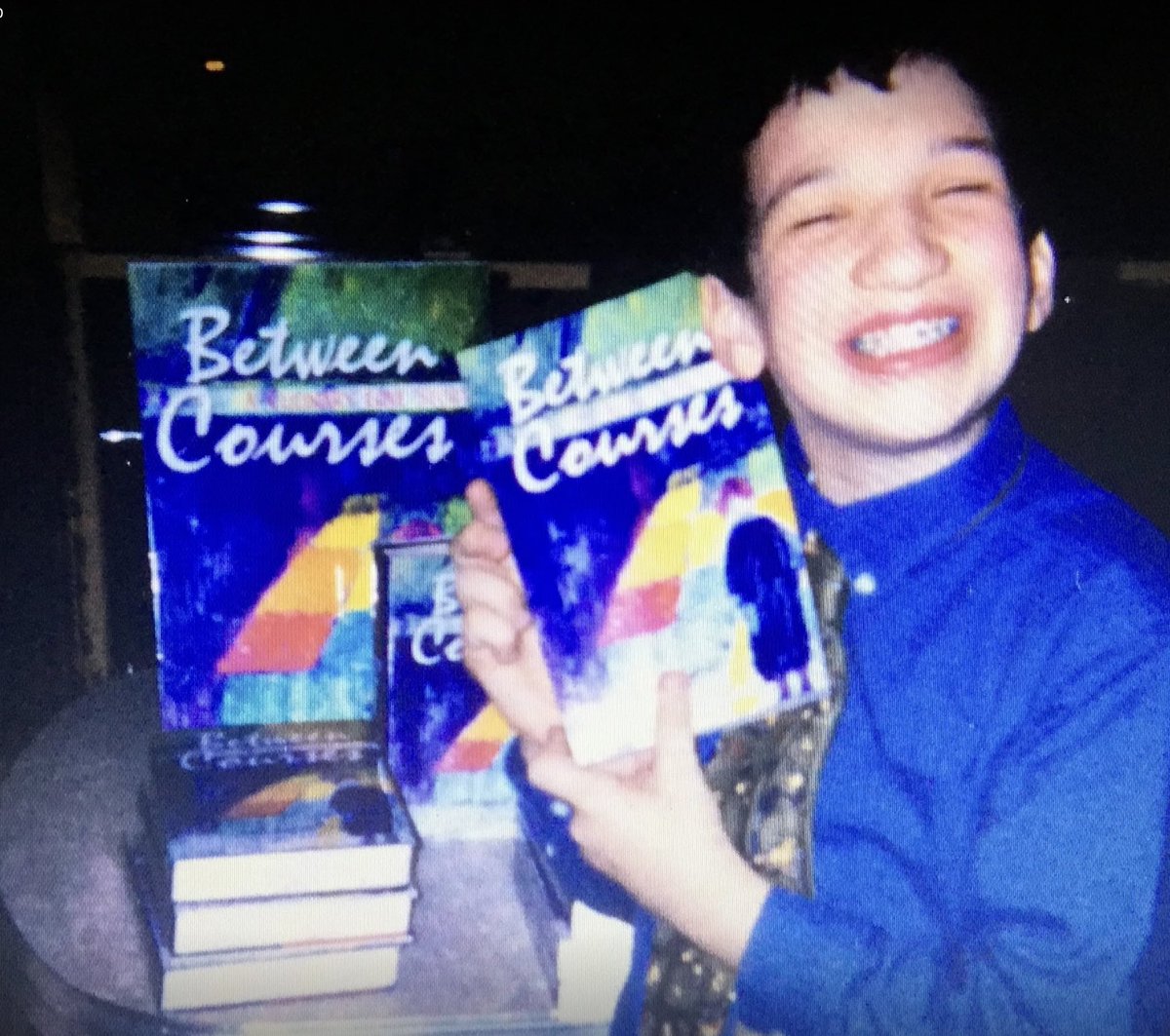 karlaclark's tweet photo. โReading is a discount ticket to everywhere.โ โ Mary Schmich
.
#fiction #womensfiction #karlaclarkfiction #bookclubfiction #bookstomakeyoulaughandcry #goodendings #feelgoodfiction #bookssetinChicago #readtoescape #karlaclarkfiction #karlaclarkauthor #booksforfoodies https://t.co/jvozQ3vNhY