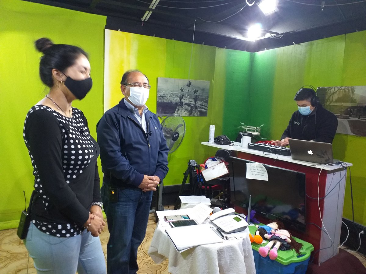 DPPSanFelipe's tweet photo. Gobernador @clajura a esta hora entrega detalles del #SubsidioAlEmpleo y plan #VeterinarioEnTerreno a los vecinos de la comuna de Llay Llay y Catemu a través del matinal #radarlocal de @TvmasCanal65
@Gobenterreno
@GobiernodeChile
@IntendenciaV
@voceriavalpo https://t.co/ZIDEzSfKOq