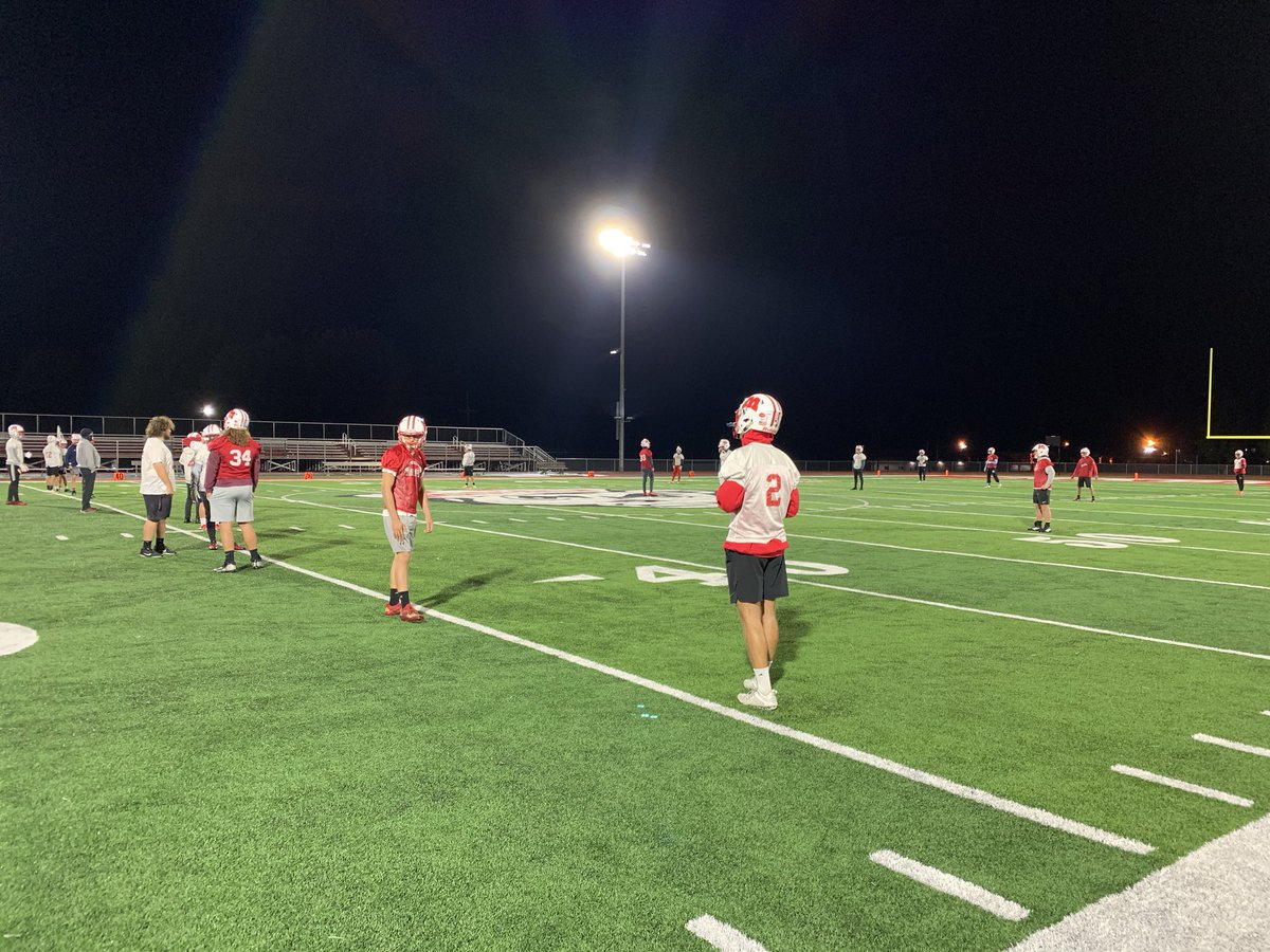 MadCubsFootball's tweet photo. WAKE UP CUB NATION!!! Itโs Jeff Week! That 6am Special Teams practice just hits different! LETโS GOOOOOOOOOOOOOOOO! #buildingBEASTS #GoCubs #BEATjeff #3PEAT https://t.co/GrsOPmDjxw