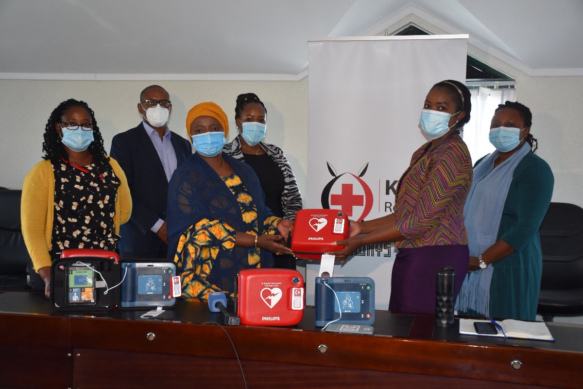 EMS_Kenya's tweet photo. Today, @PhilipsKenya has handed over a donation of 25 Automatic External Defibrillators #AEDs to @KenyaRedCross and @EMS_Kenya as promised during #Back2Rhythm campaign. https://t.co/AsAqzGzCZP