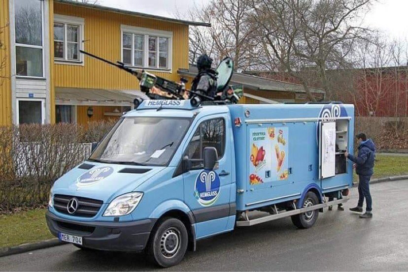 hanifbali's tweet image. Hemglass, 2023.