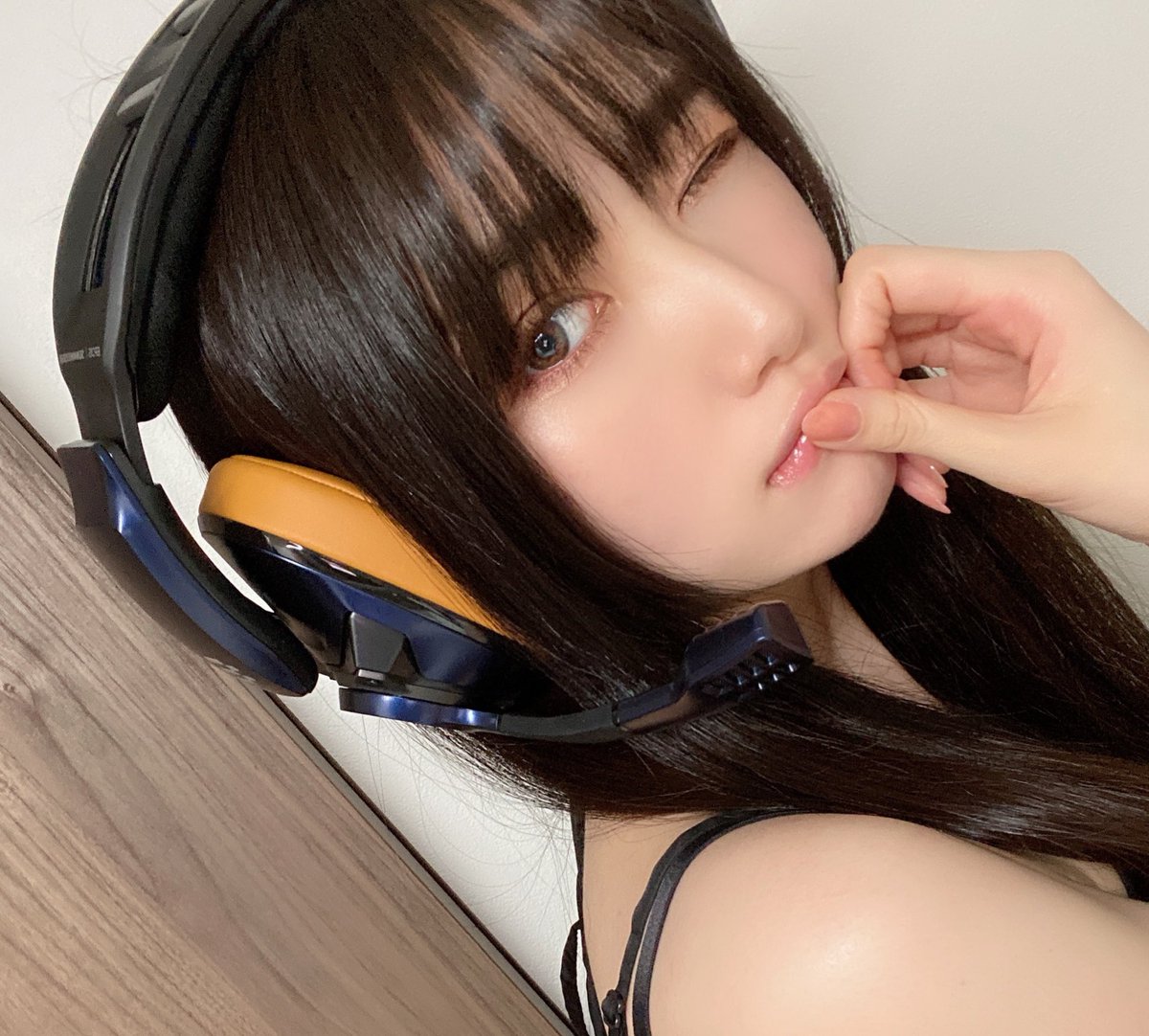 KurodaMizuki's tweet photo. GSP602 新色
@eposgamingJapan さんからご提供頂きました!
私はネイビーにしました💙
最高品質の音質に加えてオシャレで
すごいお気に入りです♩
#GSP602
#ヘッドセット https://t.co/a7whClRO6J