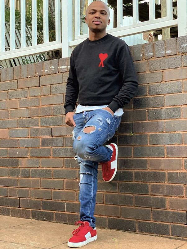 TwenhleD's tweet photo. #justiceformloo https://t.co/7PBe9zipvq