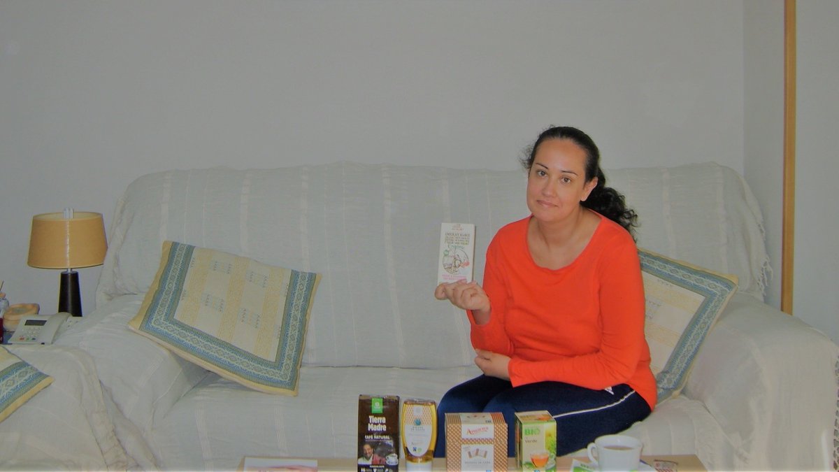 Me tomo un té verde <a href="/Carrefour/">Carrefour</a> Bio con azúcar moreno de caña Azucarera y descubro beneficios de comprar productos certificados Fairtrade, sello de Comercio Justo para sostenibilidad de personas y planeta #InsidersFairtrade #FairtradeEsComercioJusto @fairtradeES <a href="/TheInsidersES/">TheInsidersES</a>