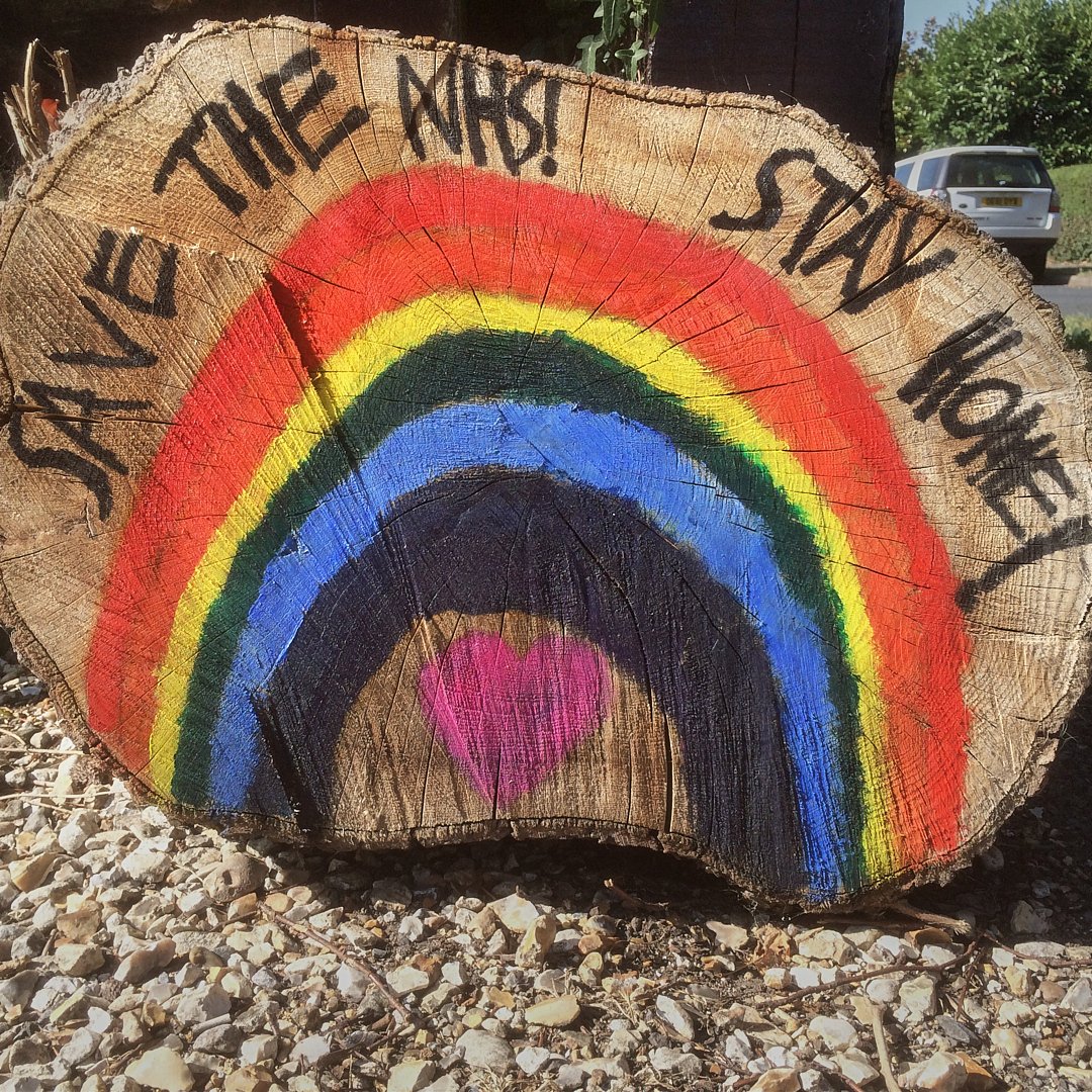 retinaphoto's tweet photo. #portsmouth #hampshire #uk #no people #covid19 #savetheNHS #rainbow #wood #sign #signage #homemade #tree #trunk #ios https://t.co/74c1kccFdd