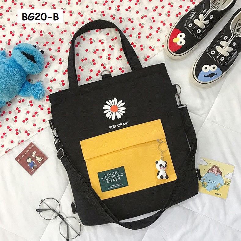 tengah cari totebag yang comel comel? Best Daisie Totebag RM29 only READY STOCK  POSTAGE : SM RM8 / SS RM11___Product Info:- Casual and easy match design- Canvas material- Able to fit in A4 size books- Size: 35cm (H) x 33cm (L) x 6cm (W)