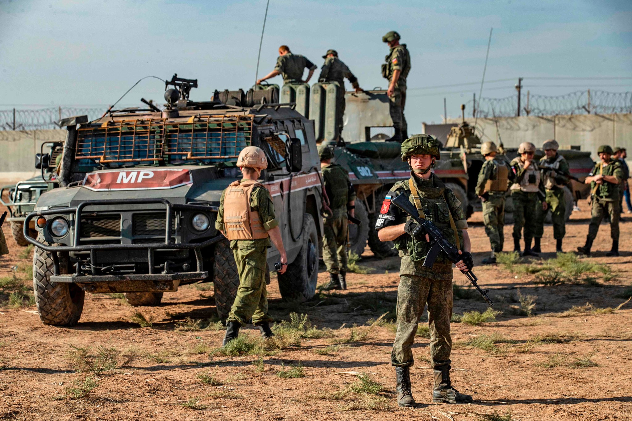 Сирия новости часа. Российские войска в Сирии. Сирийские военные. Военный конфликт в Сирии. Российские военные в Сирии.